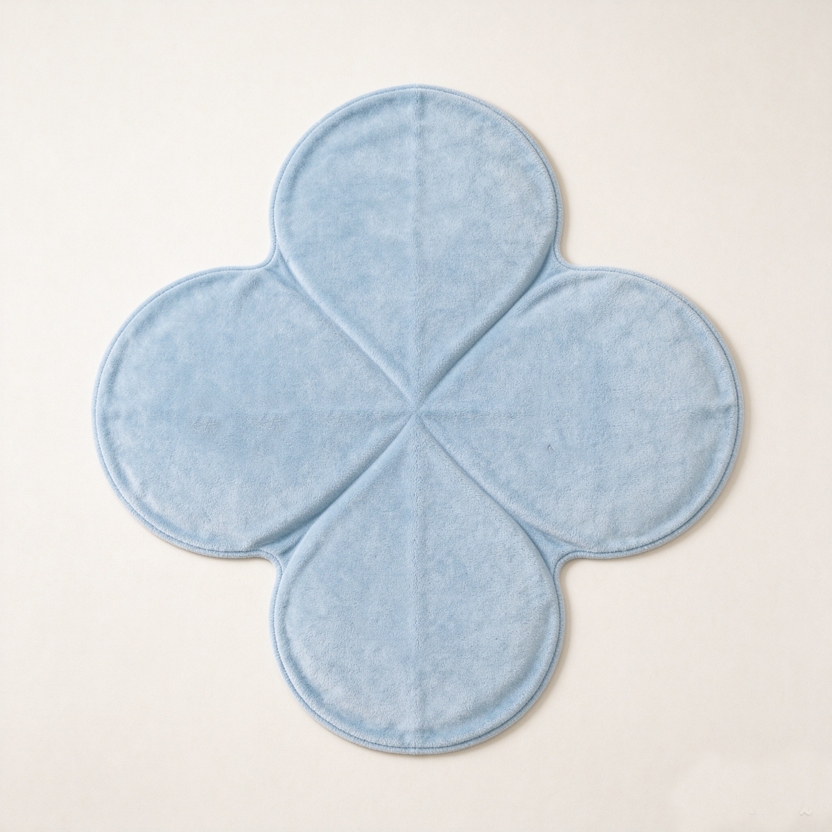 Light Blue Clover Shape Plush Sofa Towel